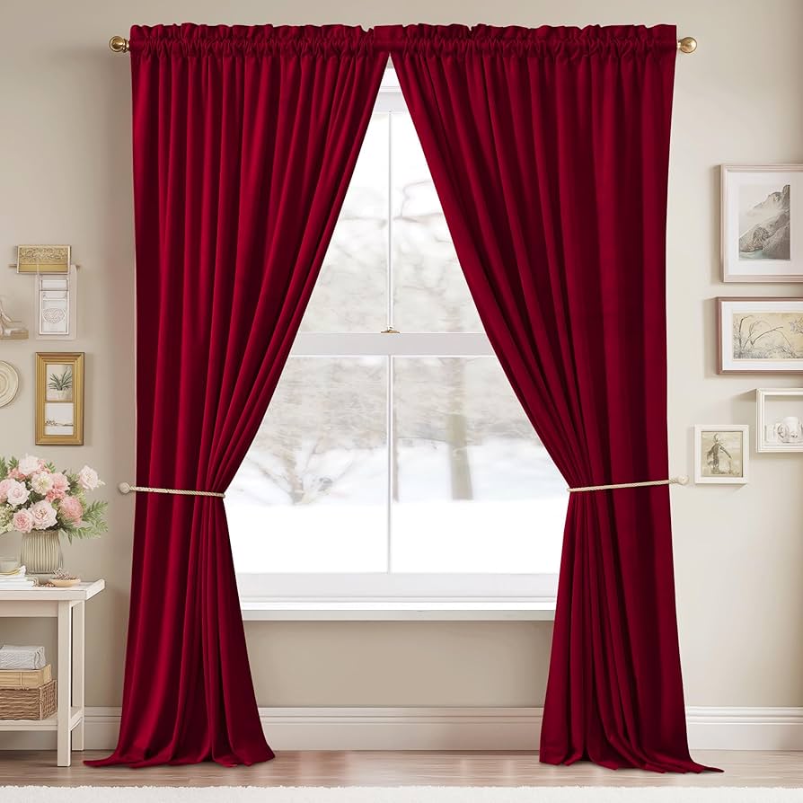 curtains eyelets
